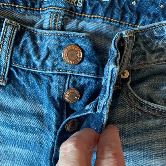 American Eagle Outfitters Boy Crop Distressed Jeans - Picture 4 of 7
